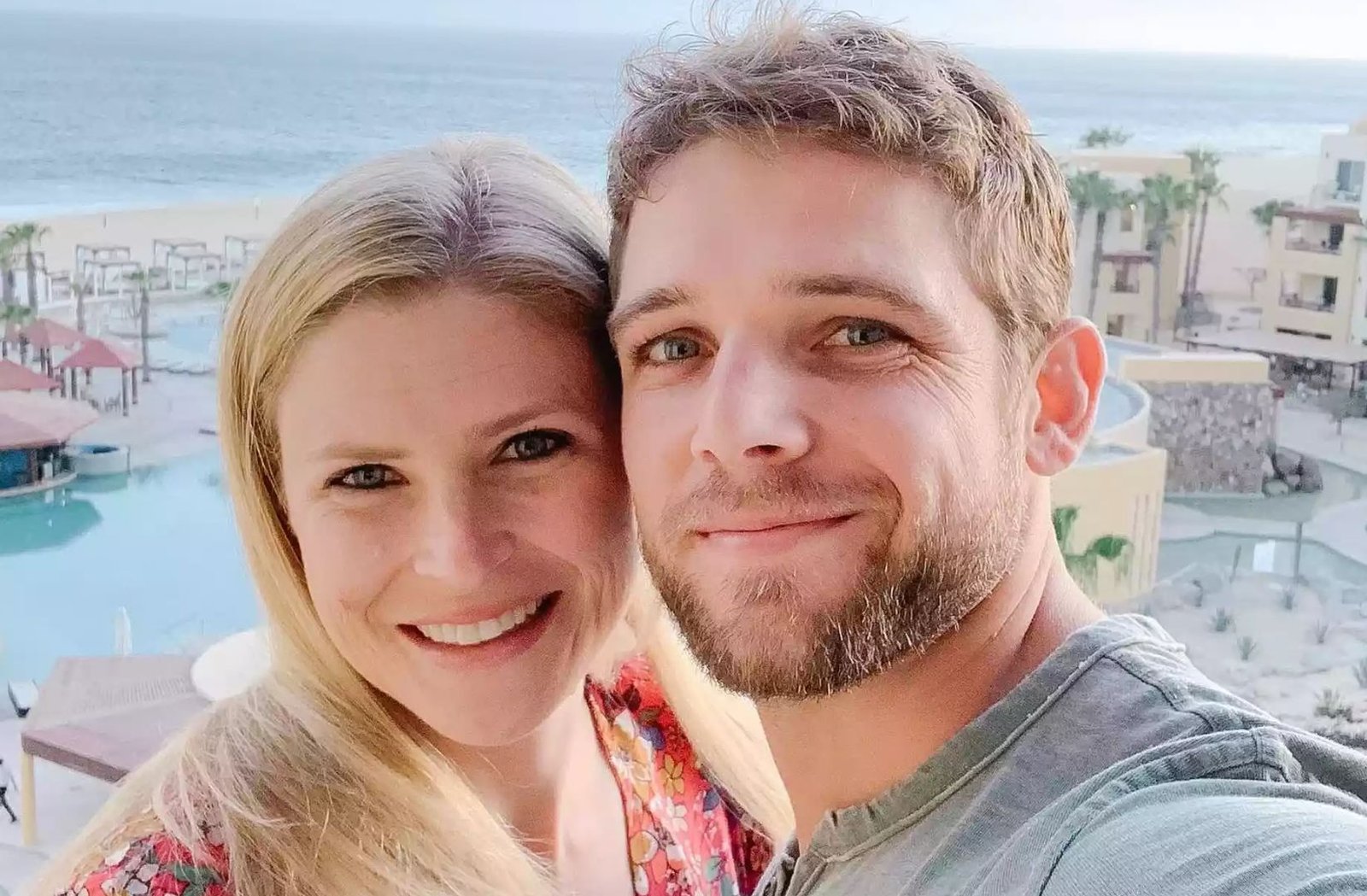 How Did Lexi Murphy Meet Max Thieriot?